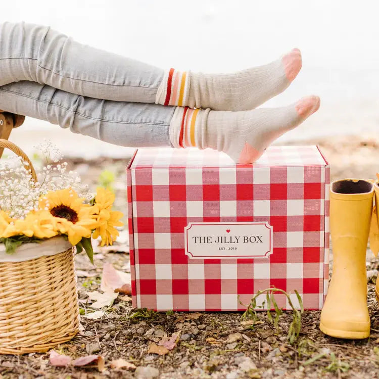 What is the Best Material for Winter Socks? – Q for Quinn™