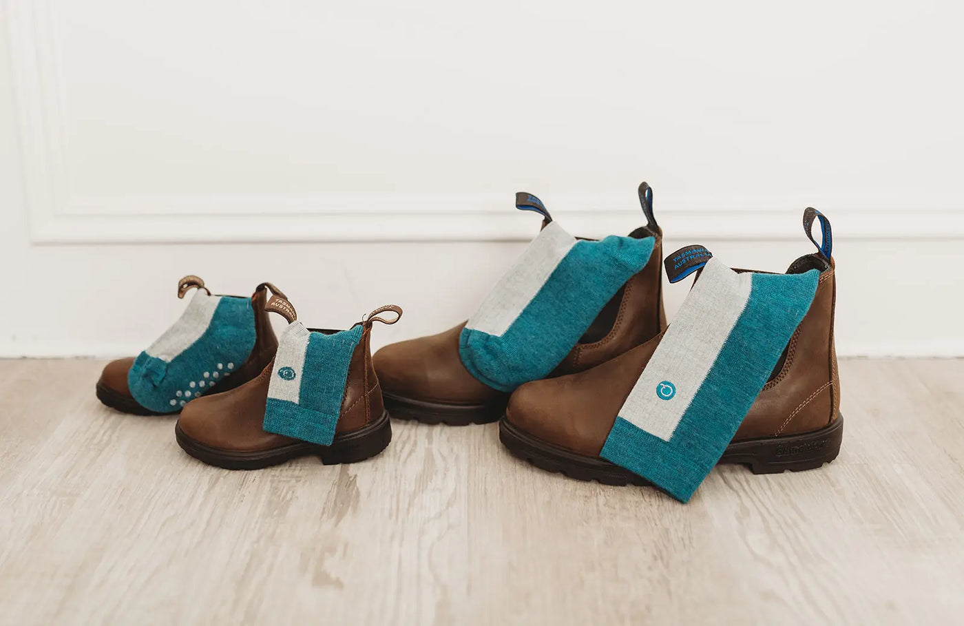 Mid-Weight Matching Socks