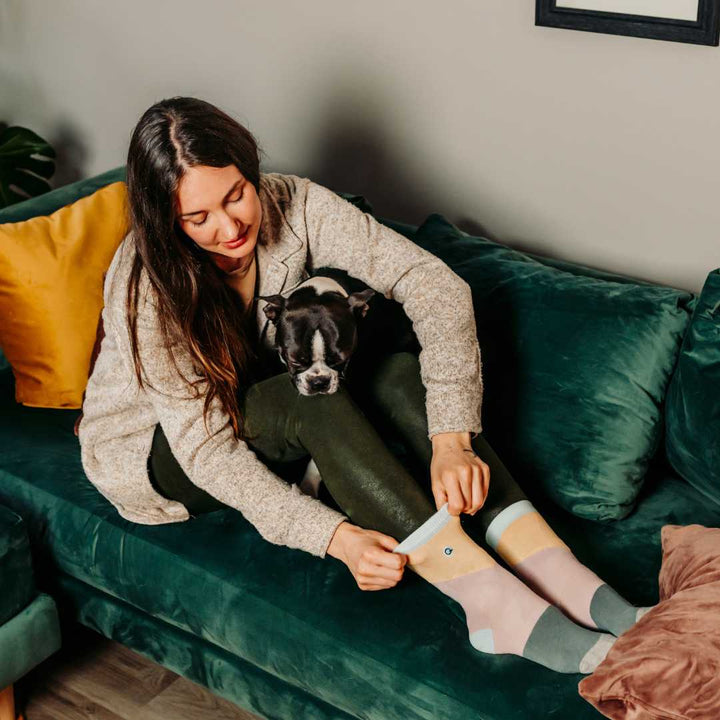 A Women Wears 98% Organic Cotton Socks