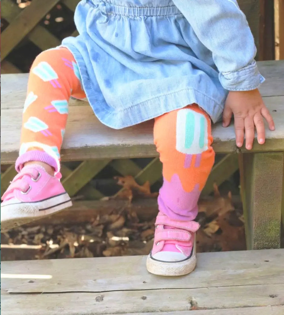 Baby girl wearing popsicle tights | Q for Quinn