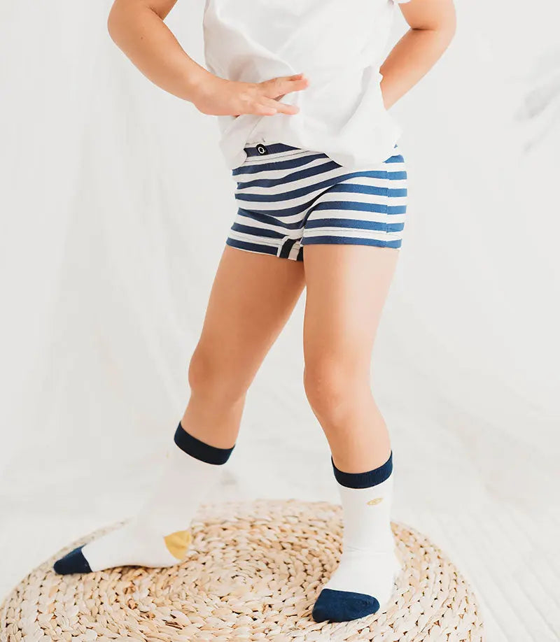 girl with organic cotton underwear